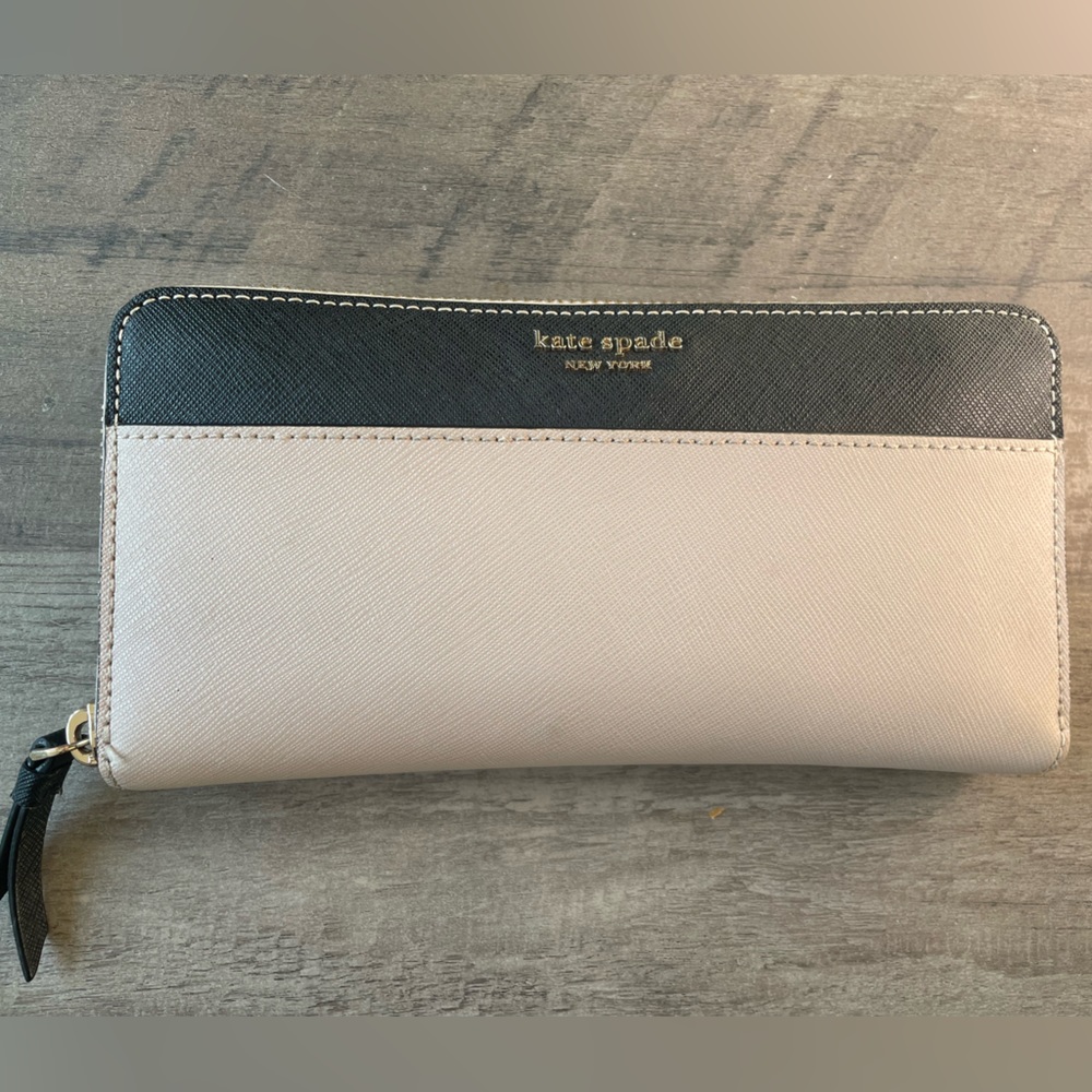 Kate spade wallet